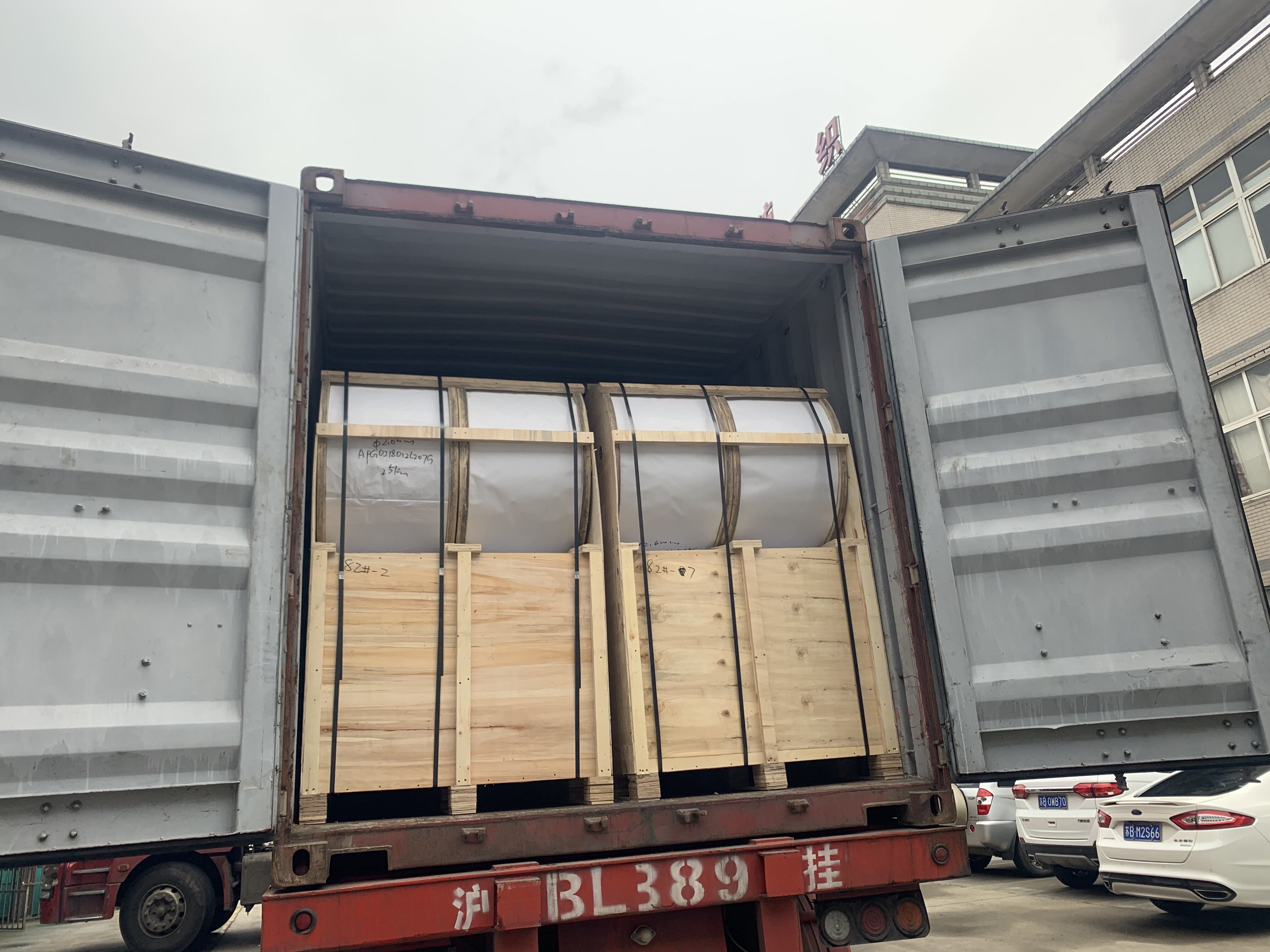 Strengthening KFRP Material Surface Smooth Size Stability Fiber Cables Center Support